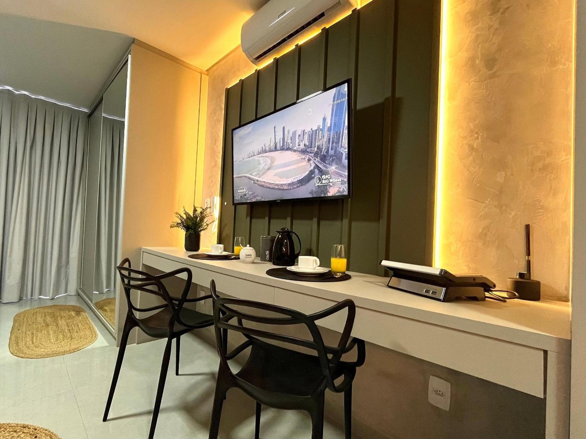 Curta!|191|loft Elegante & Confortavel Unipraias Apartamento
