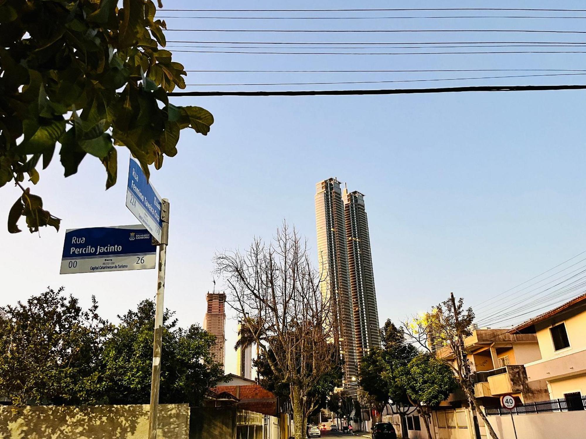 Lofts Da Barra Meuairb
